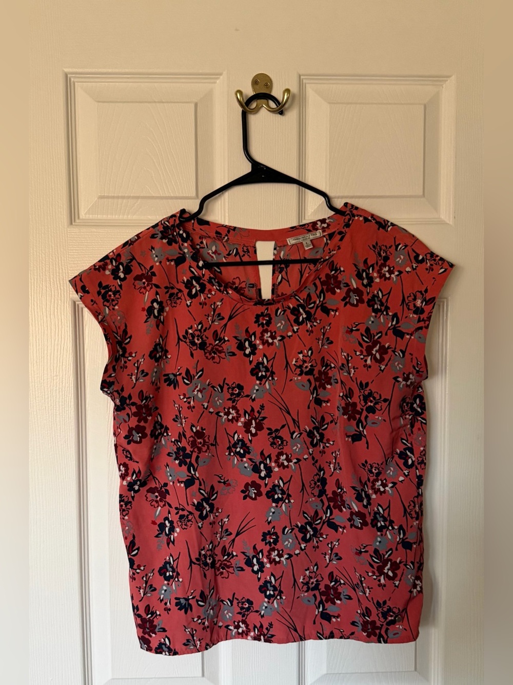 Abercrombie & Fitch Coral Floral Cap-Sleeve Blouse